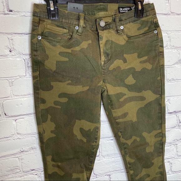 Blank NYC Camouflage Crop Jeans - Picture 4 of 9